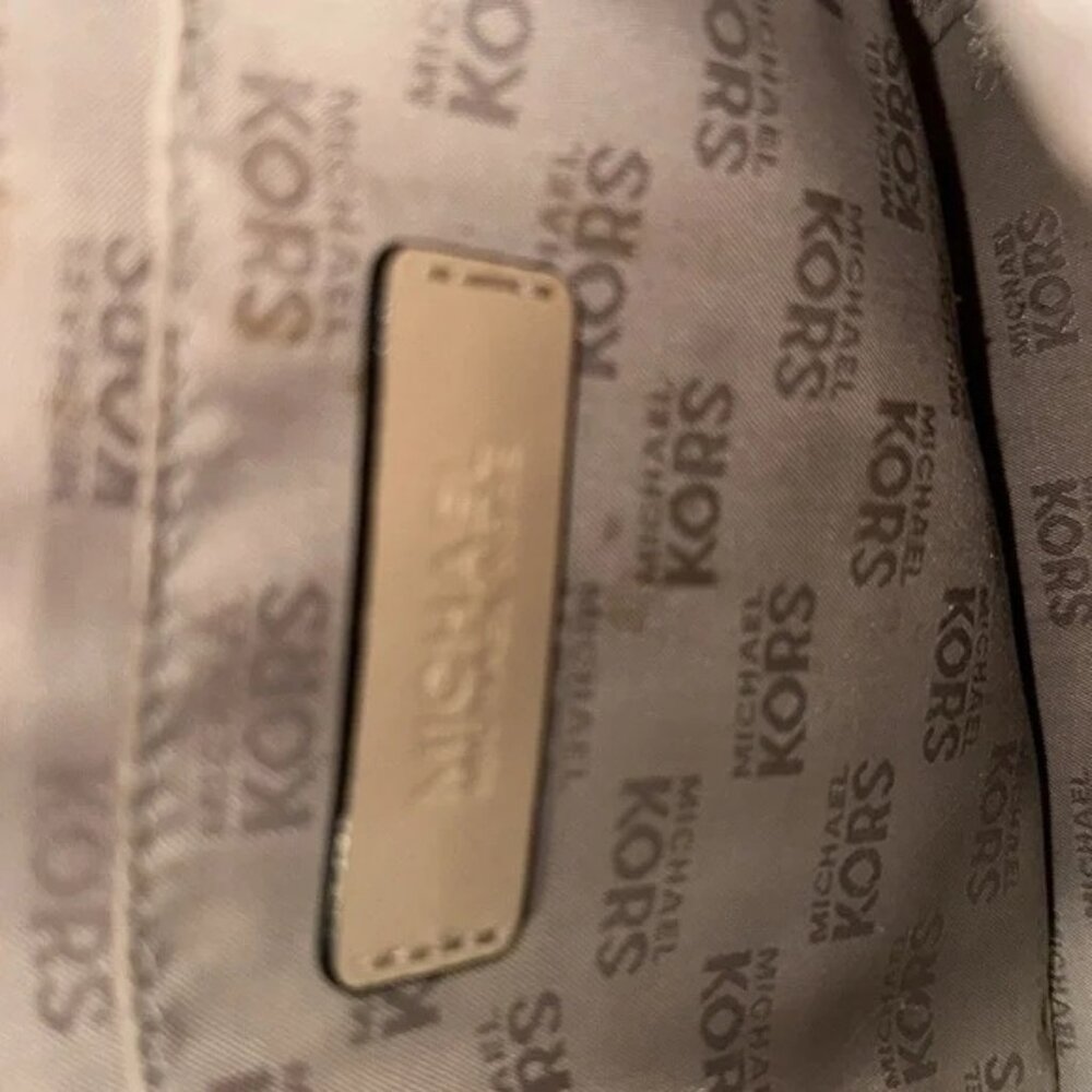 $333 Authentic Michael Kors Leather Purse Bag EUC Off White Cream Tote Medium M - Picture 4 of 7